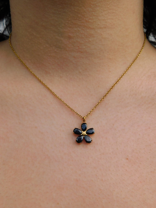 Colar Black Flower