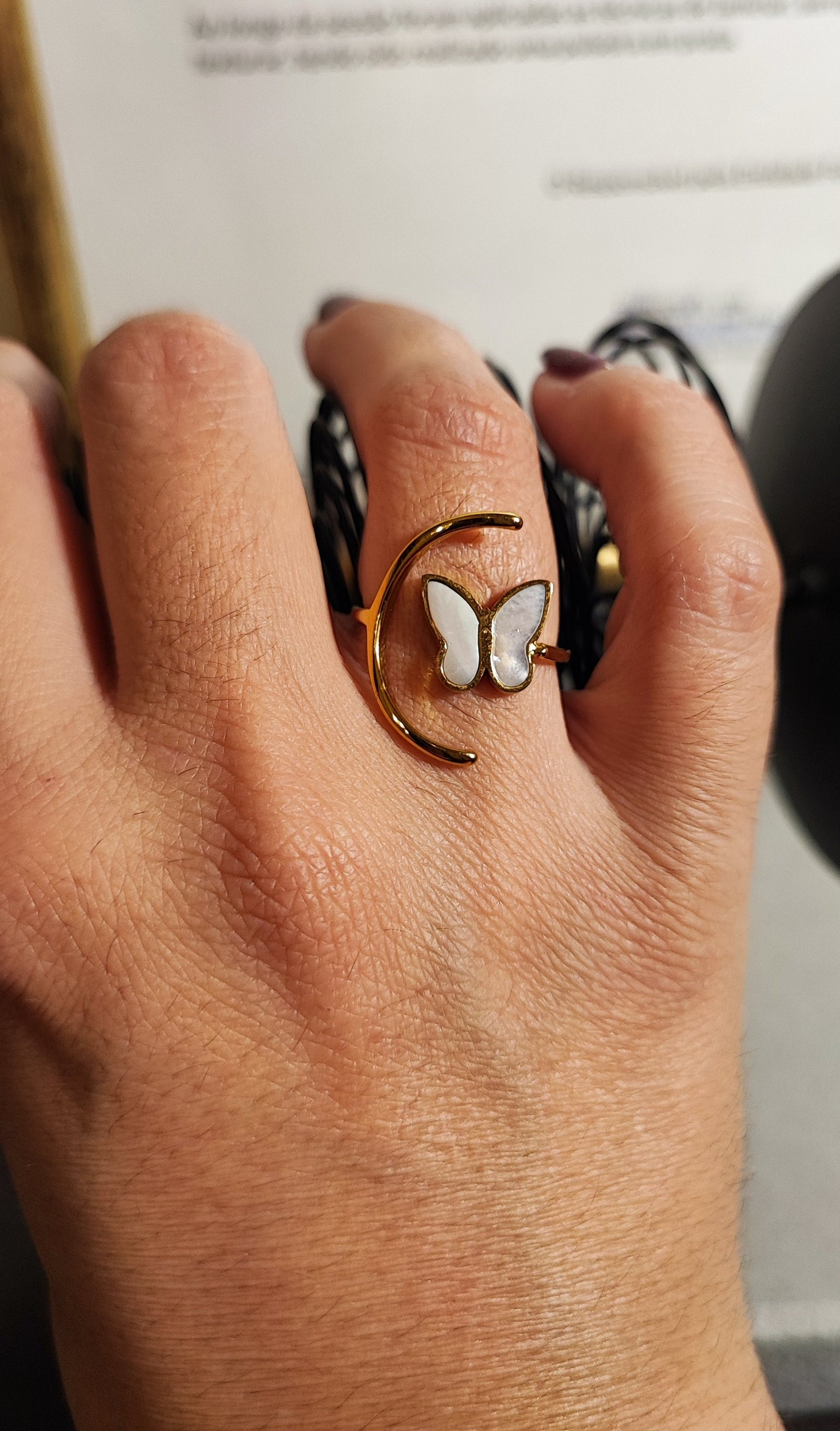 Anel Borboleta Branca